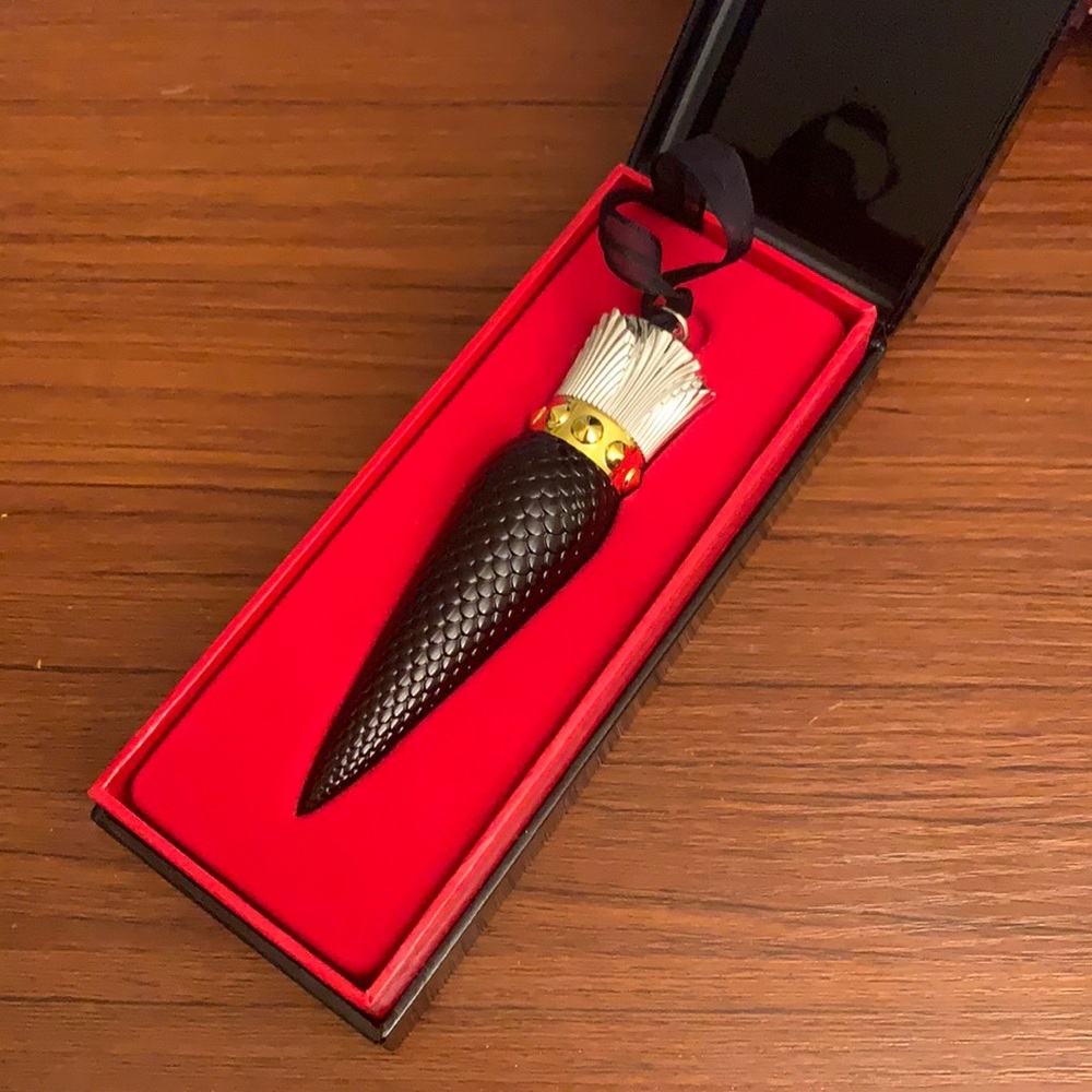 Christian louboutin lipstick in color 001S